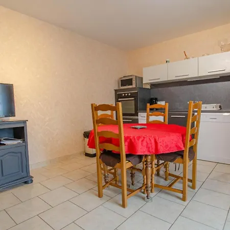 Holiday home Les Fretees Laines-aux-Bois